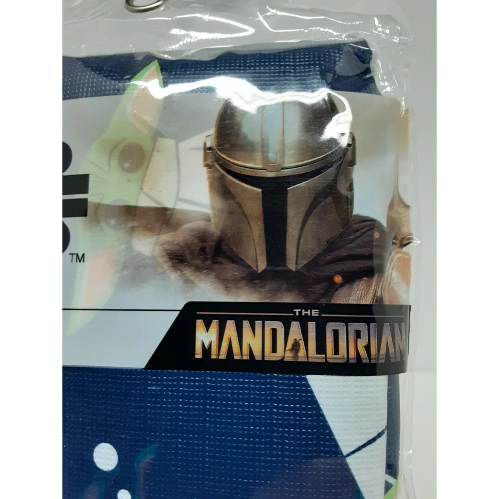 New‎ Disney Star Wars Mandalorian 52 in x 70 in (132cm x 177cm)Tablecloth